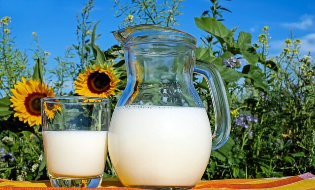 Czy dziecko może pić zimne mleko modyfikowane?